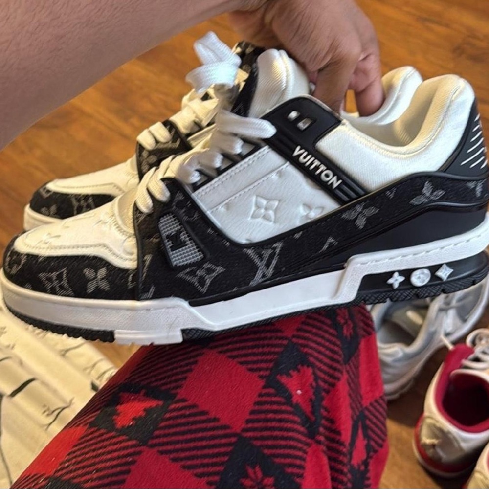 Black and white LV trainers iykyk..